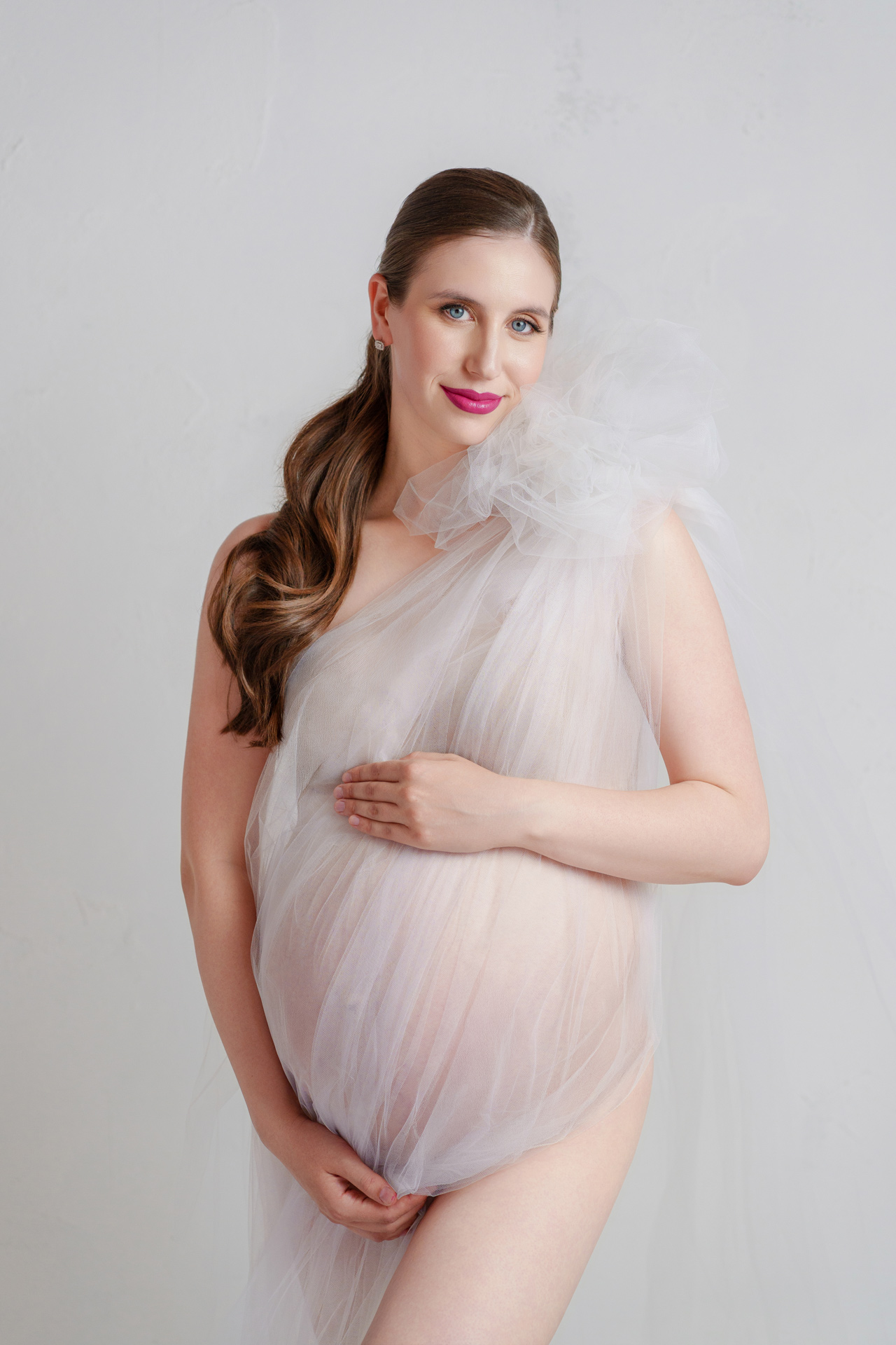 Luxury maternity photography for expecting mothers in Skåne