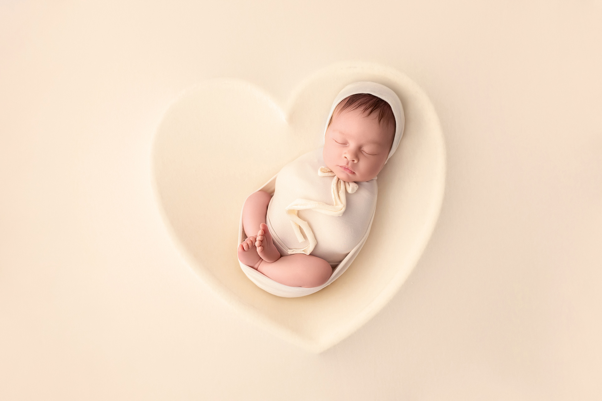 Professional-baby-photography-in-Skane